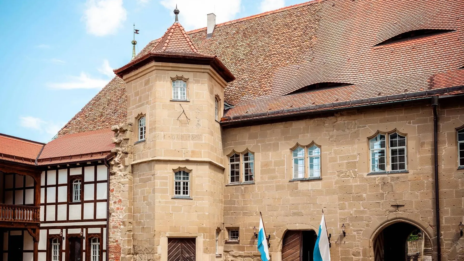 Schloss Frankenberg Weigenheim Hotel