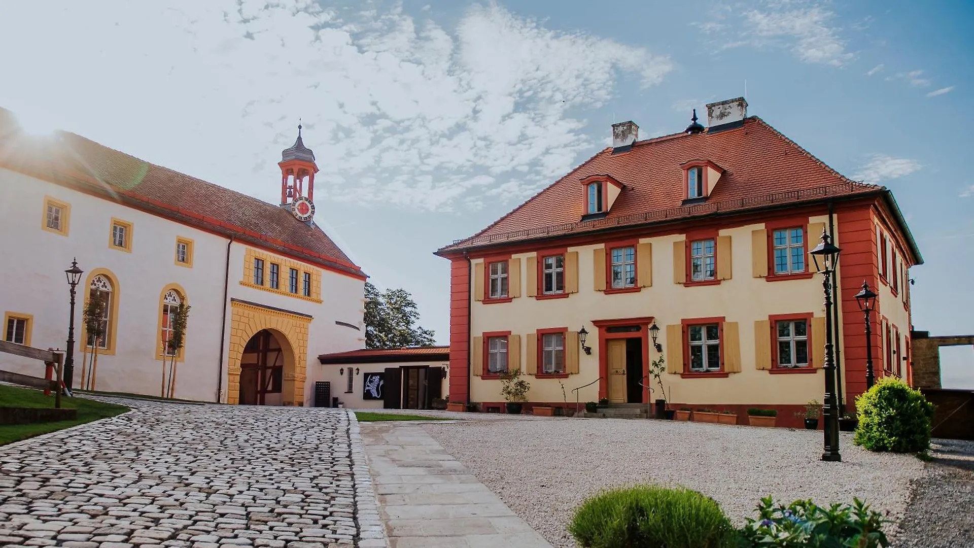 Schloss Frankenberg Weigenheim Hotel
